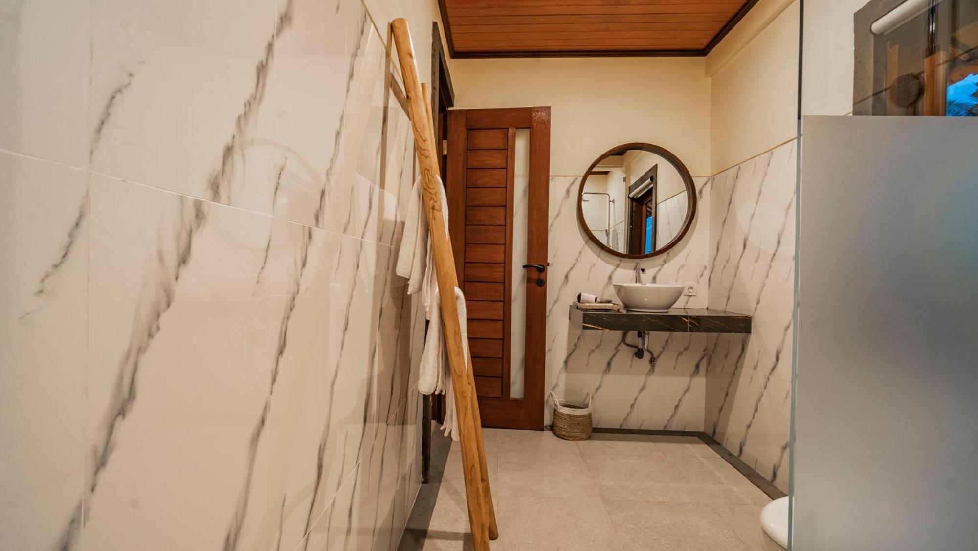 Maruan Sari Apartment Убуд Стая снимка